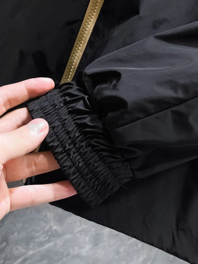 Moncler Outwear Effortless 140195