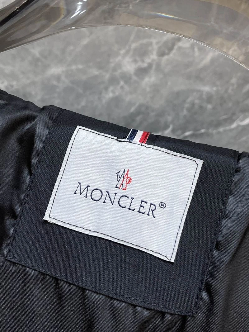 DailyWear Moncler Outwear 140191