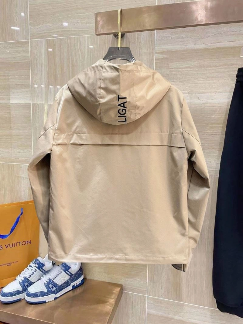 WrinkleFree Moncler Outwear 140188