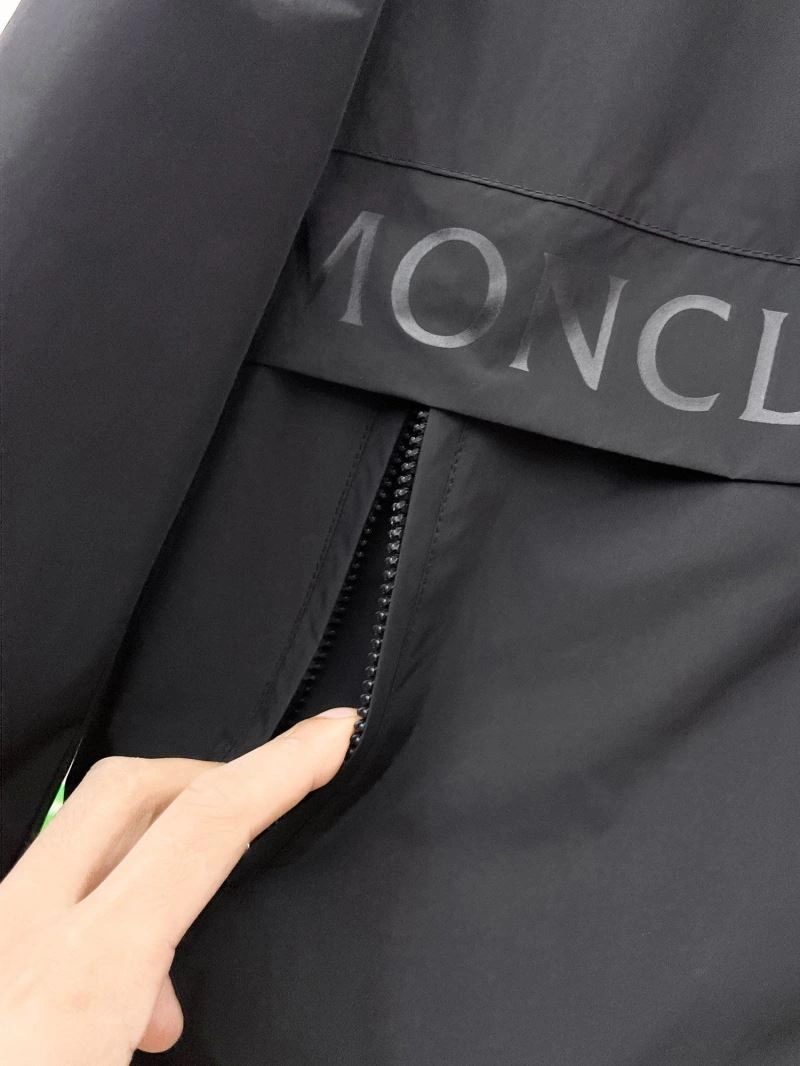 Moncler Outwear Thermal 140189