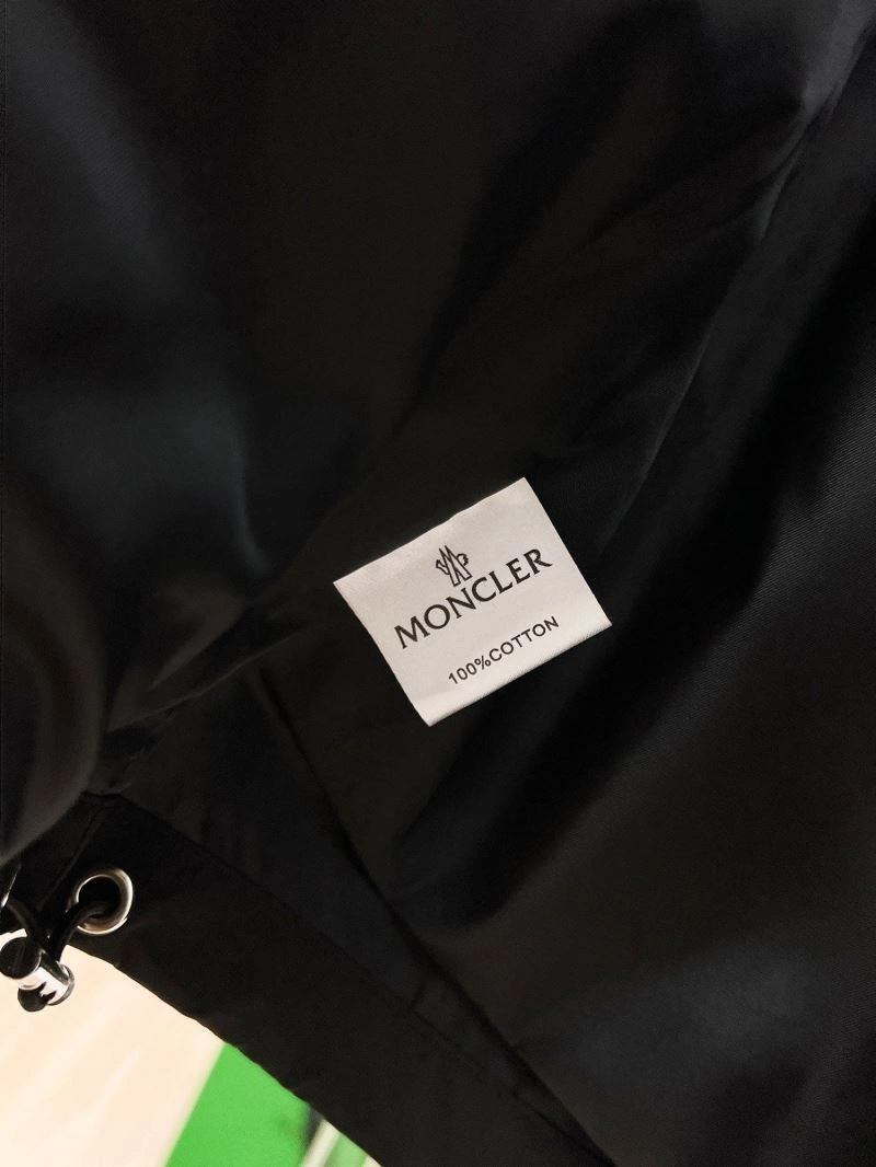 Moncler Outwear Thermal 140189