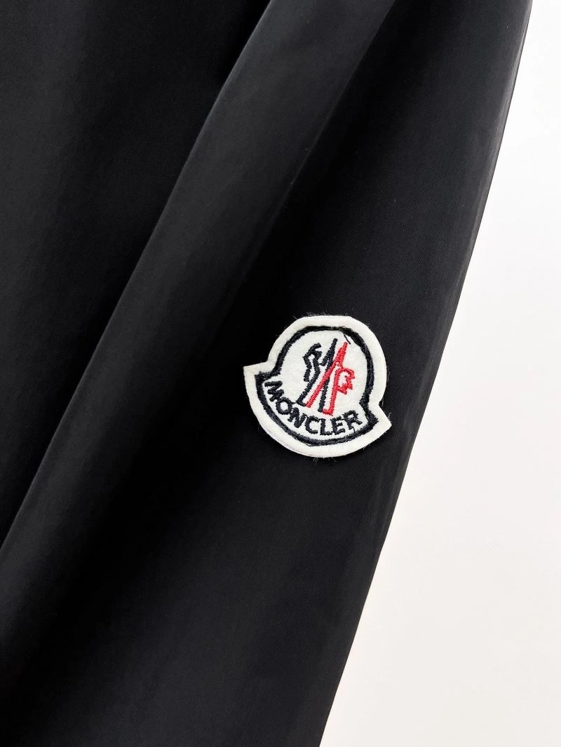 Moncler Outwear Thermal 140189