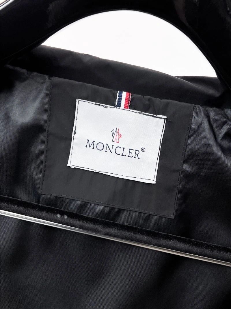 Moncler Outwear Thermal 140189