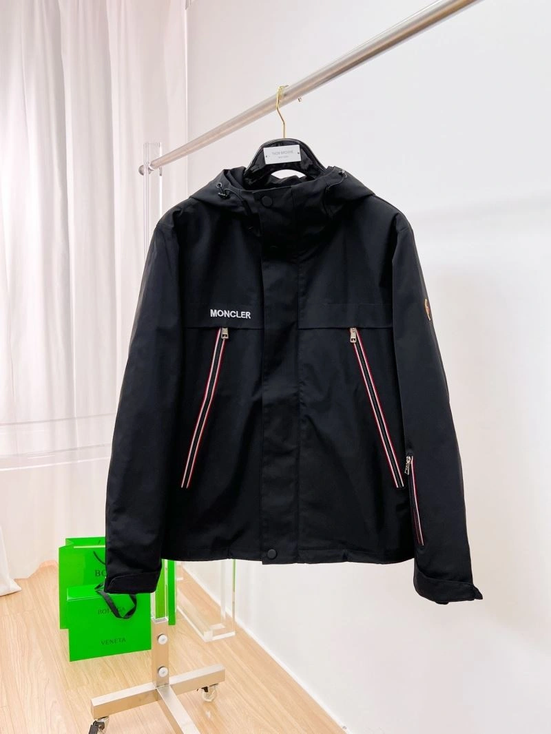 TimelessDesign Moncler Outwear 140185