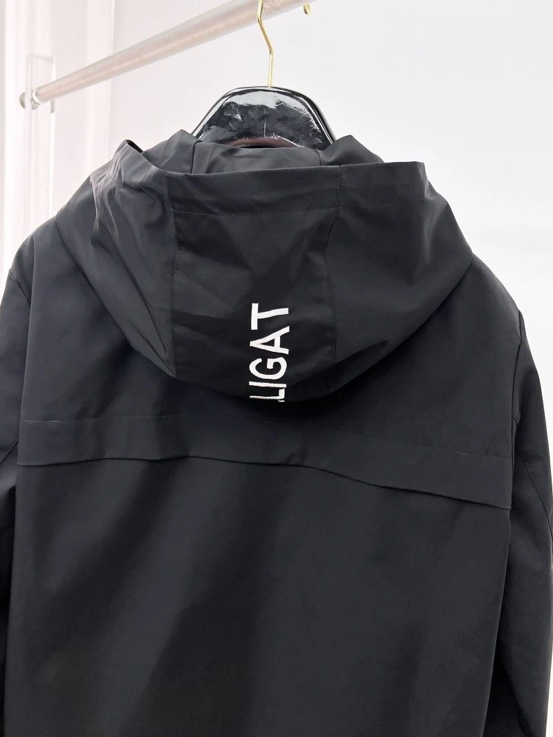 TimelessDesign Moncler Outwear 140185