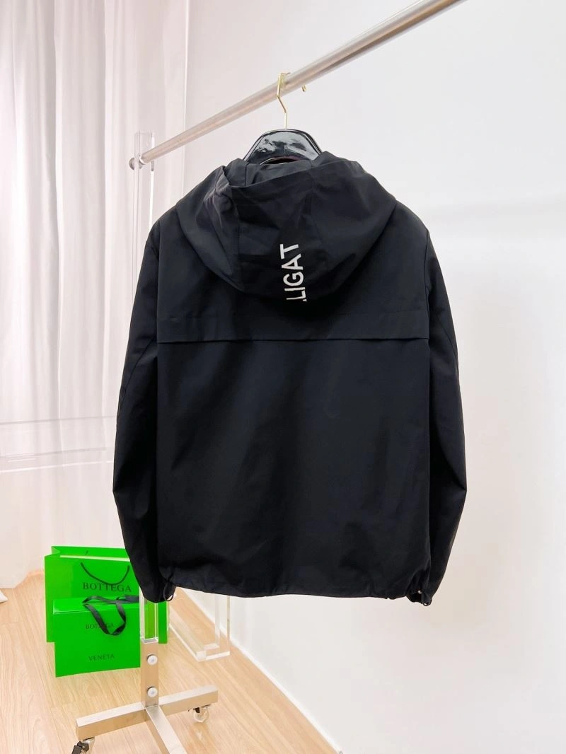 TimelessDesign Moncler Outwear 140185