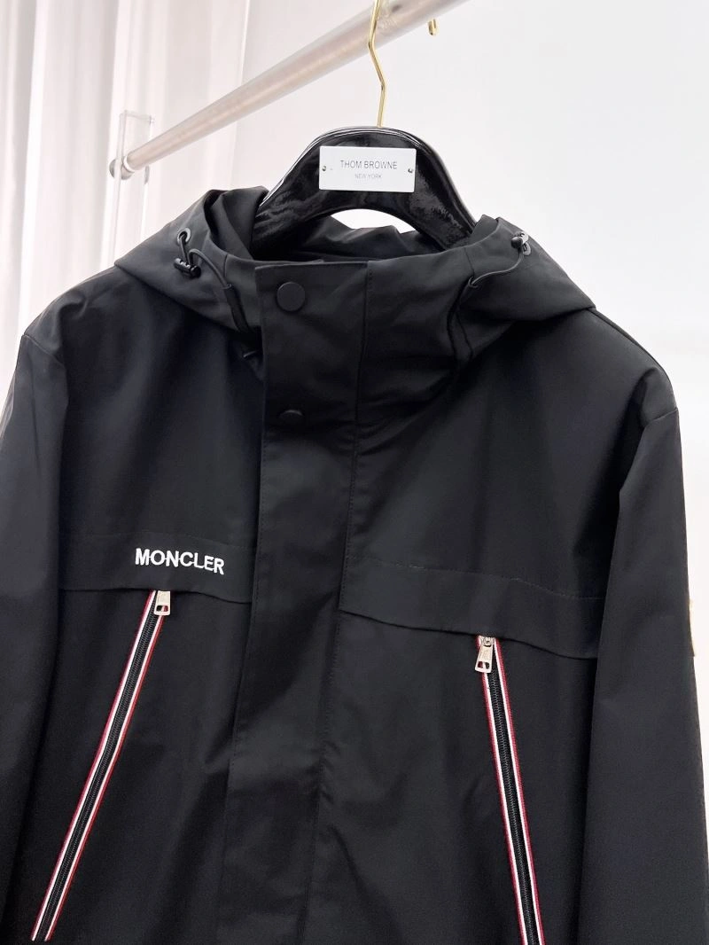 TimelessDesign Moncler Outwear 140185