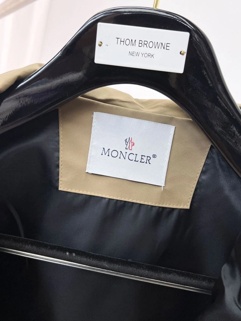 Thermal Moncler Outwear 140187