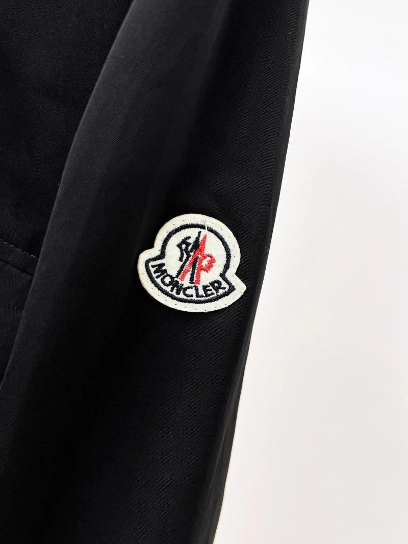 Moncler Outwear Modern 140186