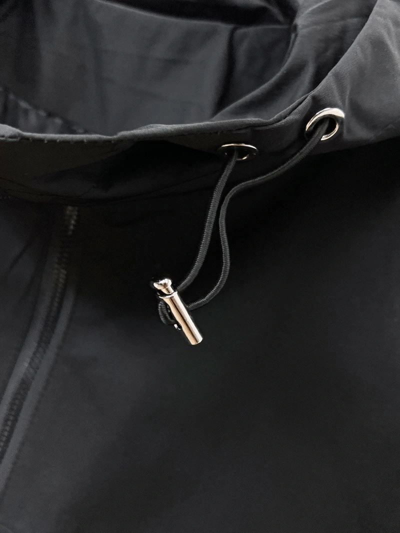 Moncler Outwear Modern 140186