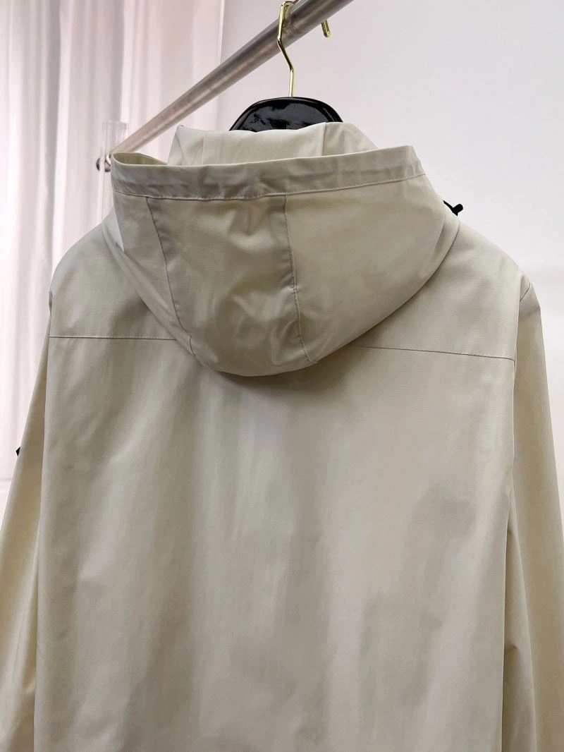 EasyMatch Moncler Outwear 140182