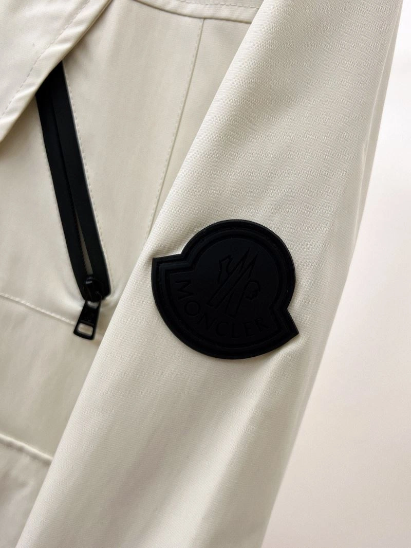 EasyMatch Moncler Outwear 140182