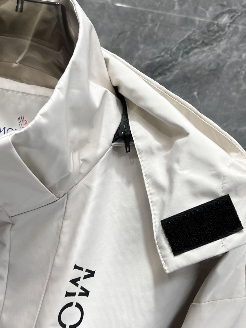 Moncler Outwear Original 140183