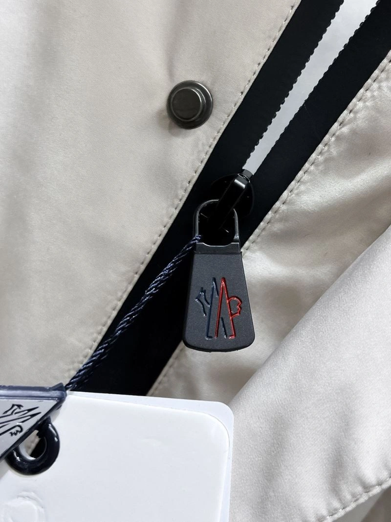Moncler Outwear Original 140183