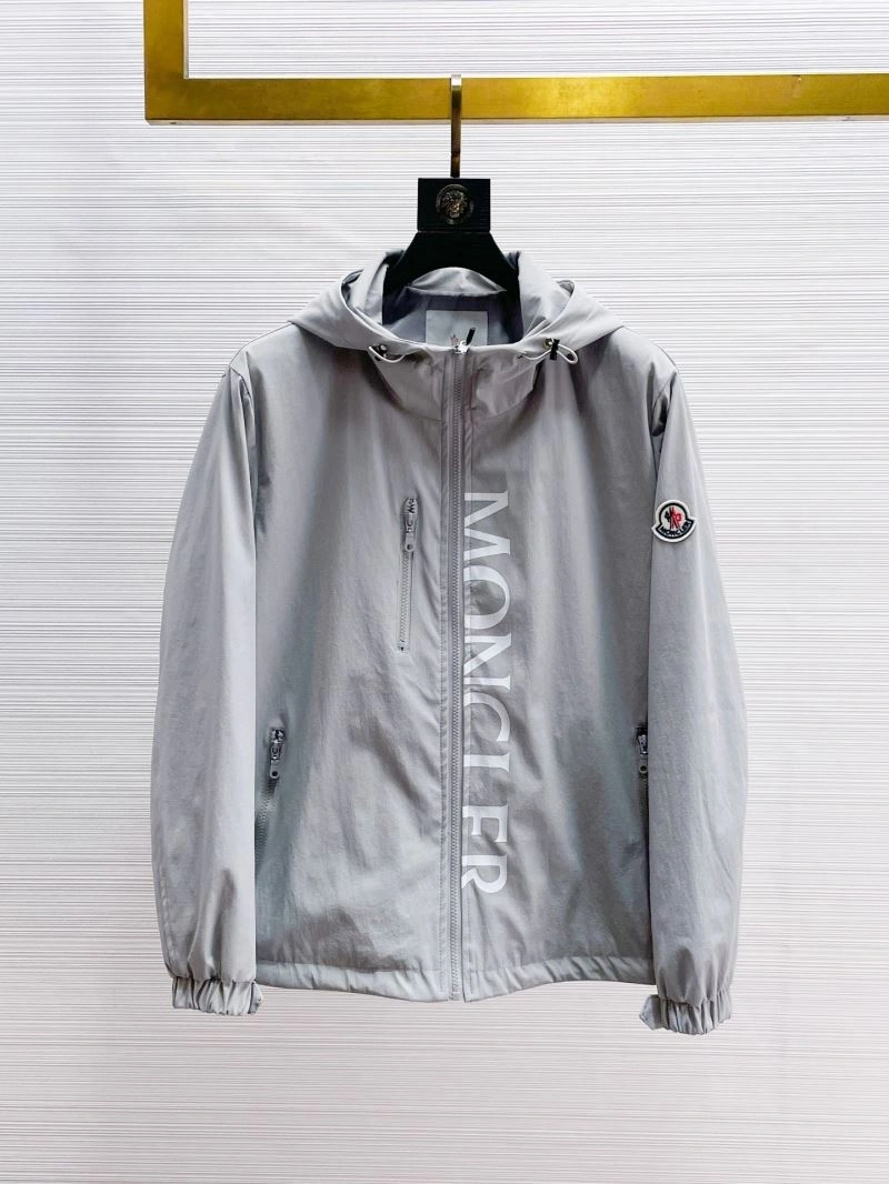Moncler Outwear Packable 140180