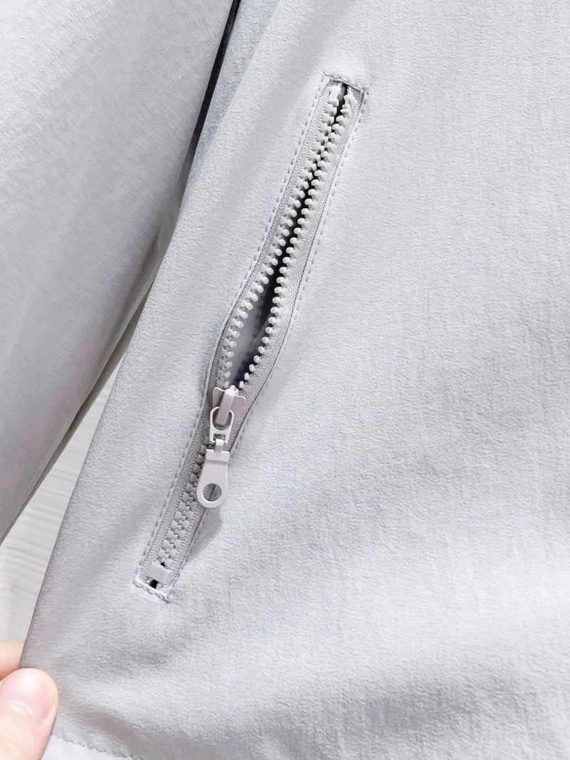 Moncler Outwear Packable 140180