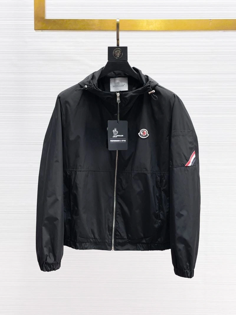 Moncler Outwear FlexibleFit 140163