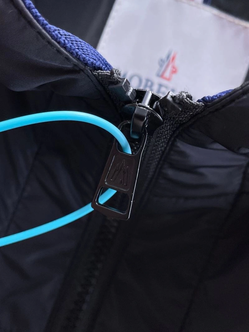Moncler Outwear MultiPurpose 140173