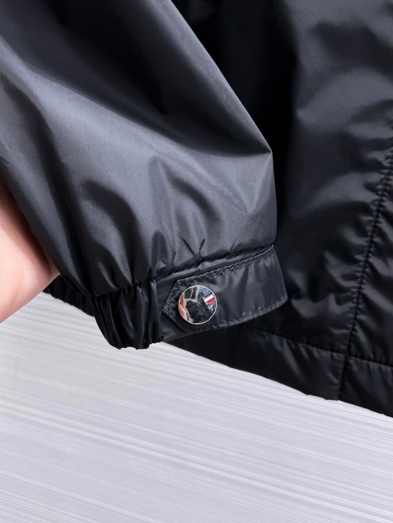 Moncler Outwear MultiPurpose 140173