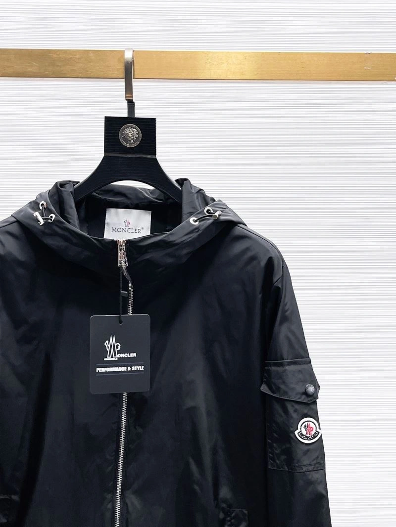FreshLook Moncler Outwear 140157