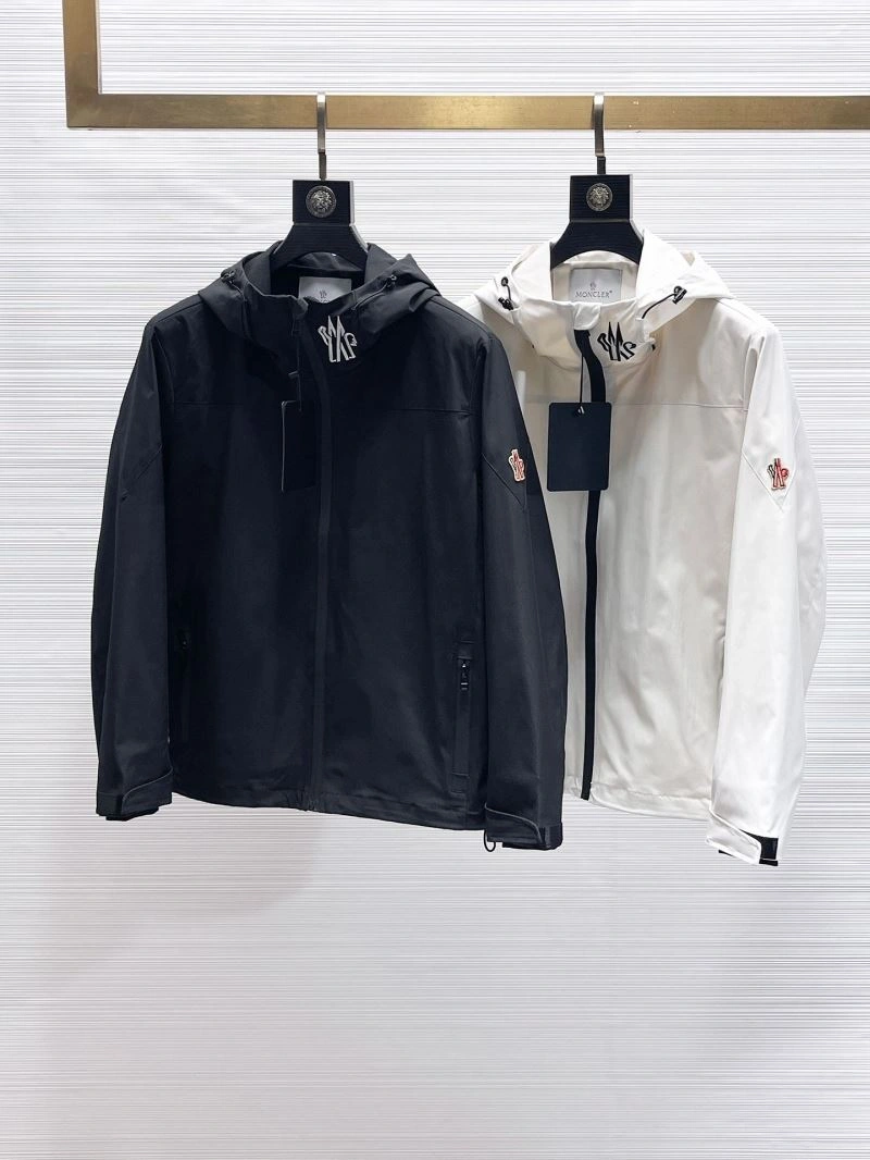 Moncler Outwear Sustainable 140171