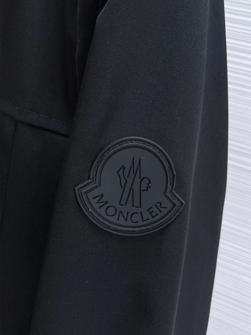 Moncler Outwear Youthful 140161