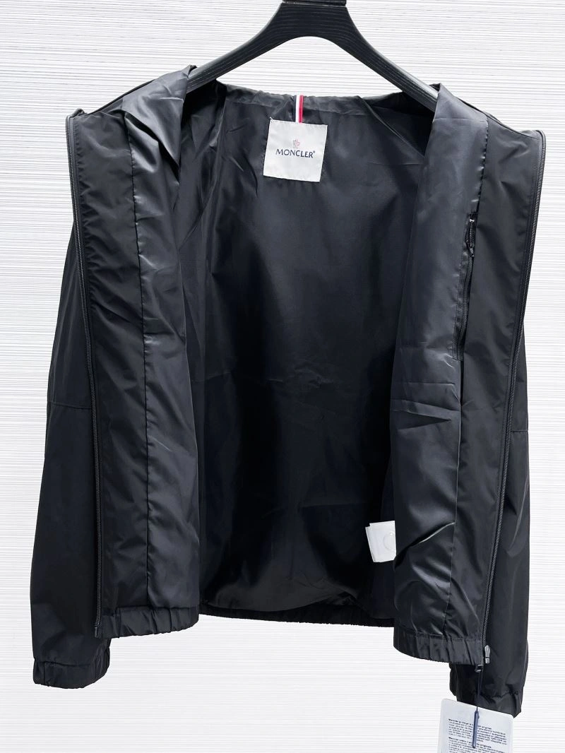AllSeason Moncler Outwear 140172