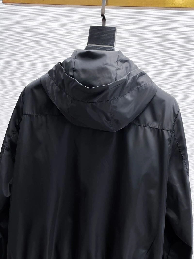 Moncler Outwear Flexible 140175