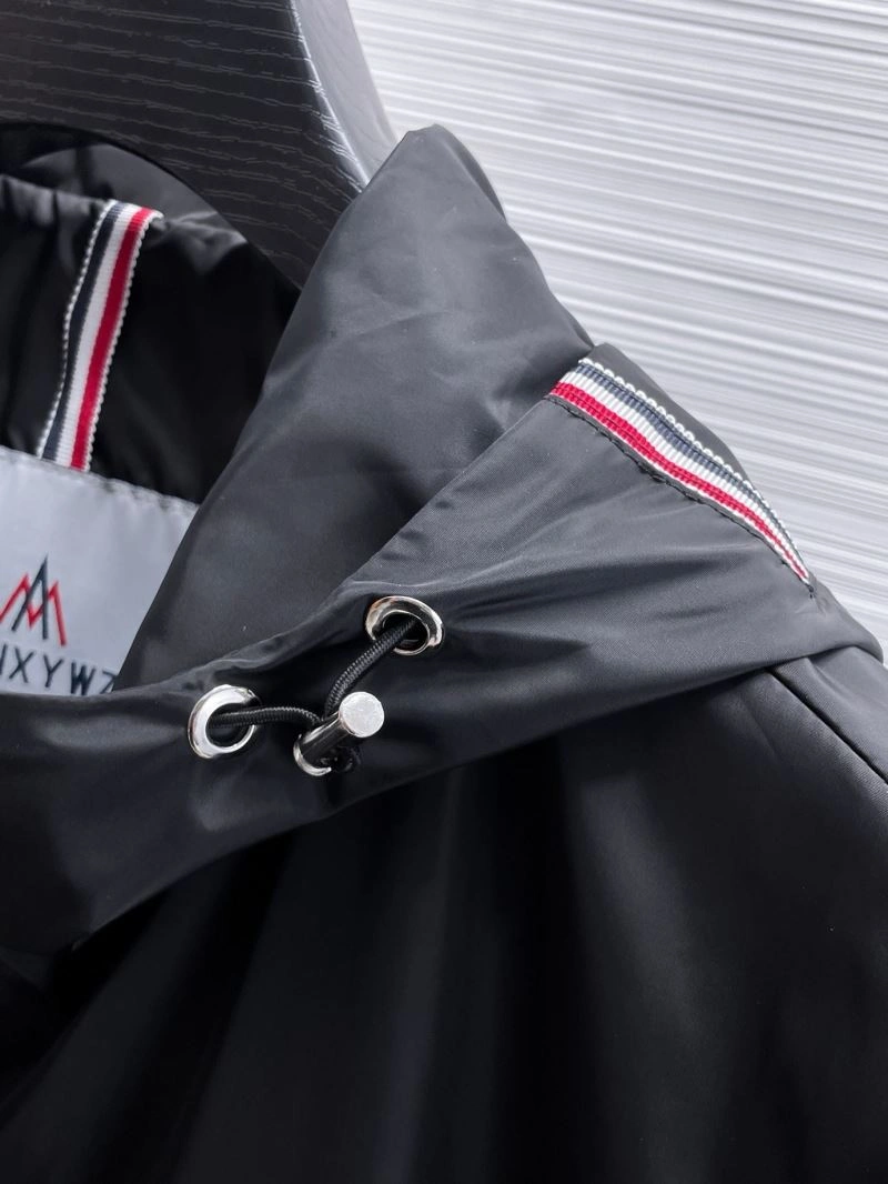 Moncler Outwear Flexible 140175