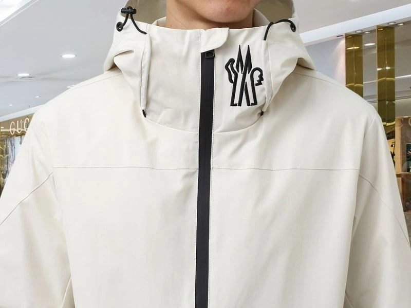 Moncler Outwear Tailored 140162