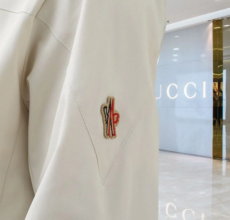 Moncler Outwear Tailored 140162