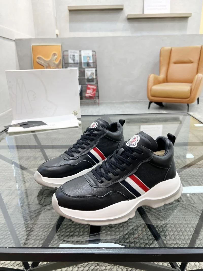 Snug Moncler Shoes 4216