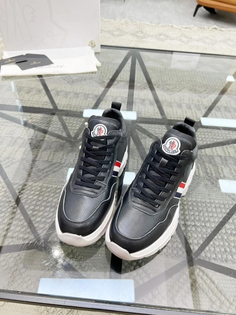 Snug Moncler Shoes 4216