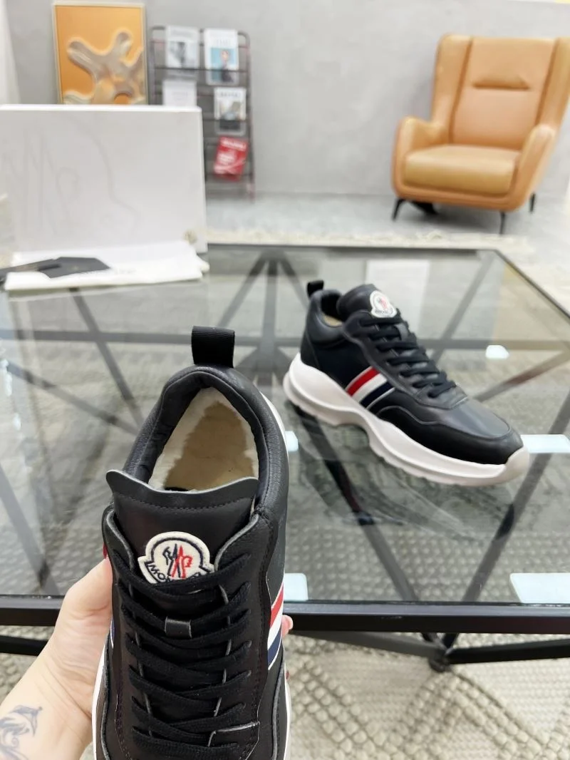 Snug Moncler Shoes 4216