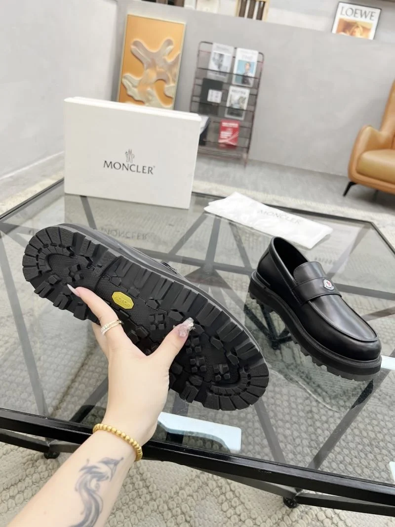 Moncler Shoes Minimalist 4196