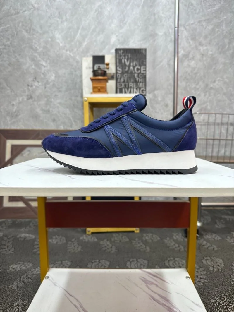 Snug Moncler Shoes 13656