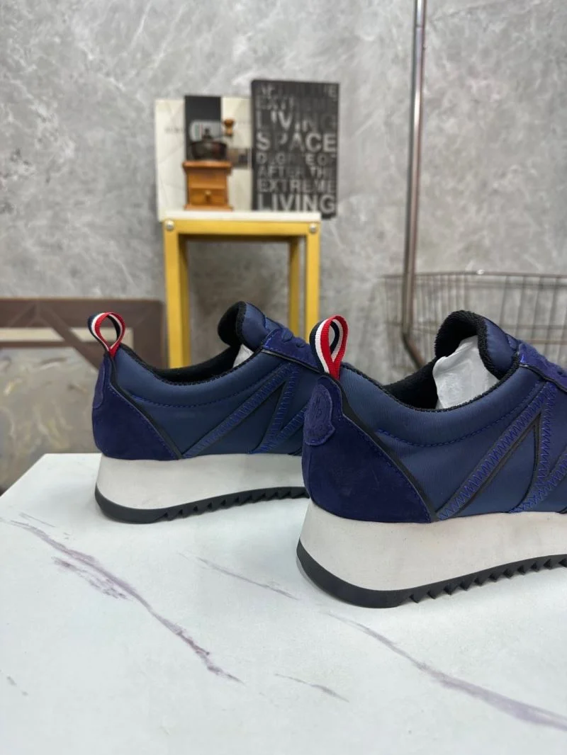 Snug Moncler Shoes 13656