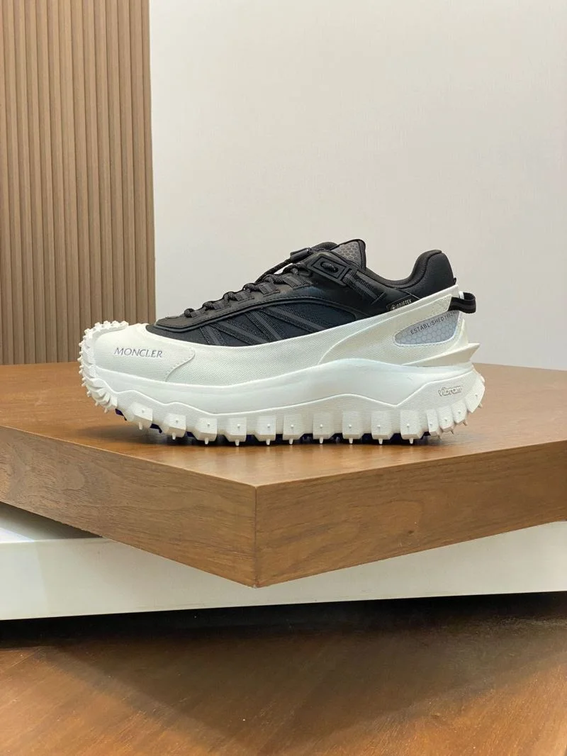Sustainable Moncler Shoes 13638