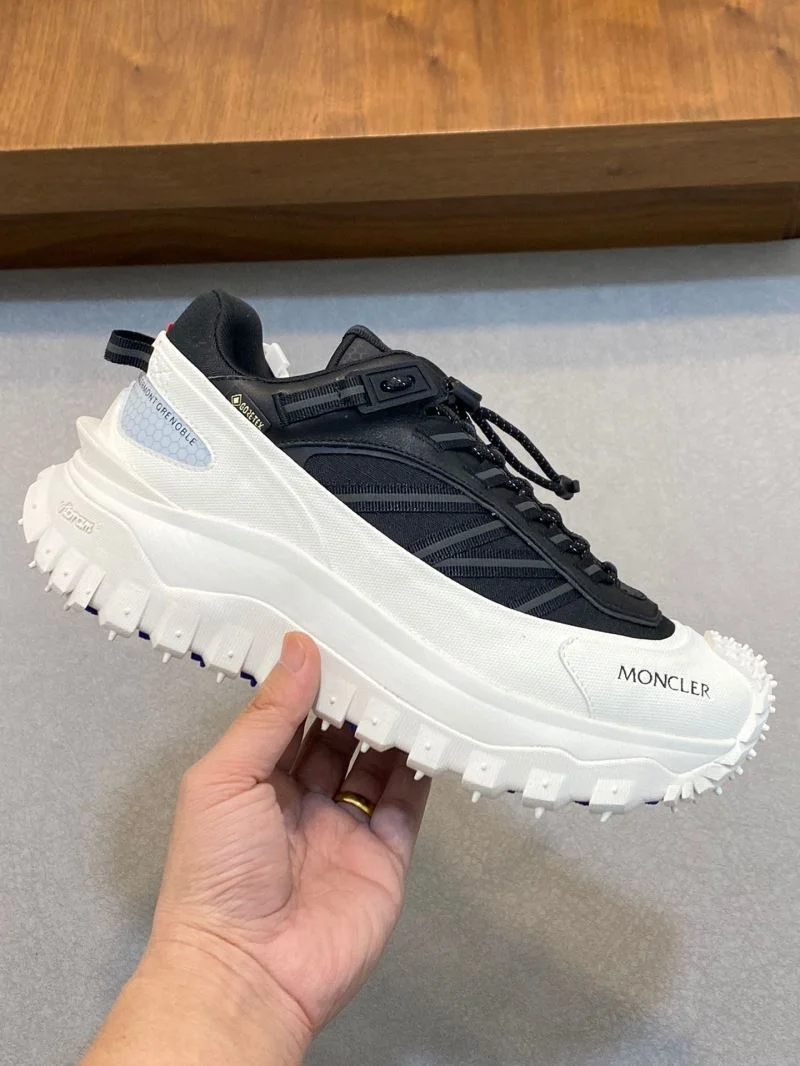 Sustainable Moncler Shoes 13638