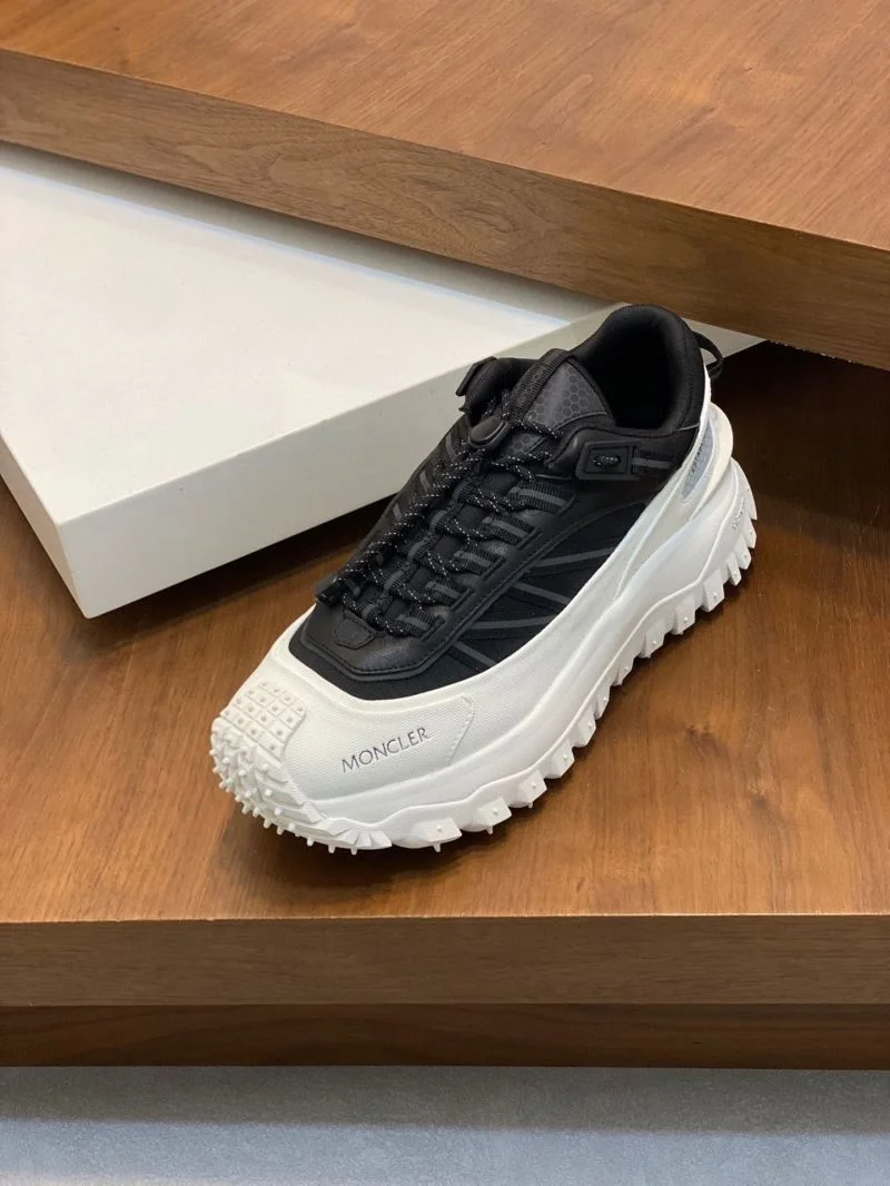 Sustainable Moncler Shoes 13638
