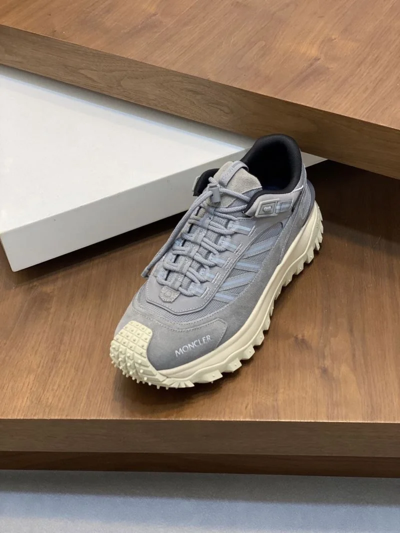 Snug Moncler Shoes 13636