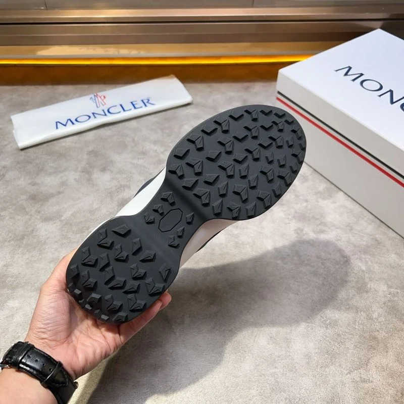 SmoothTexture Moncler Shoes 13605
