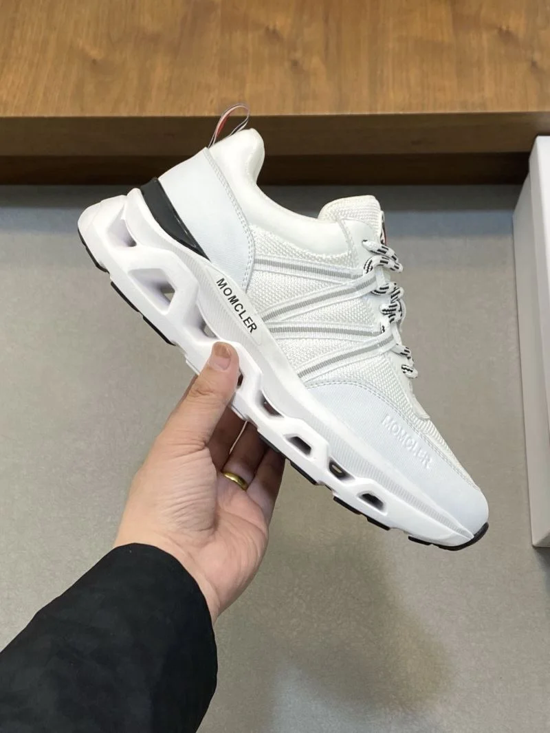 Moncler Shoes Vibrant 13602