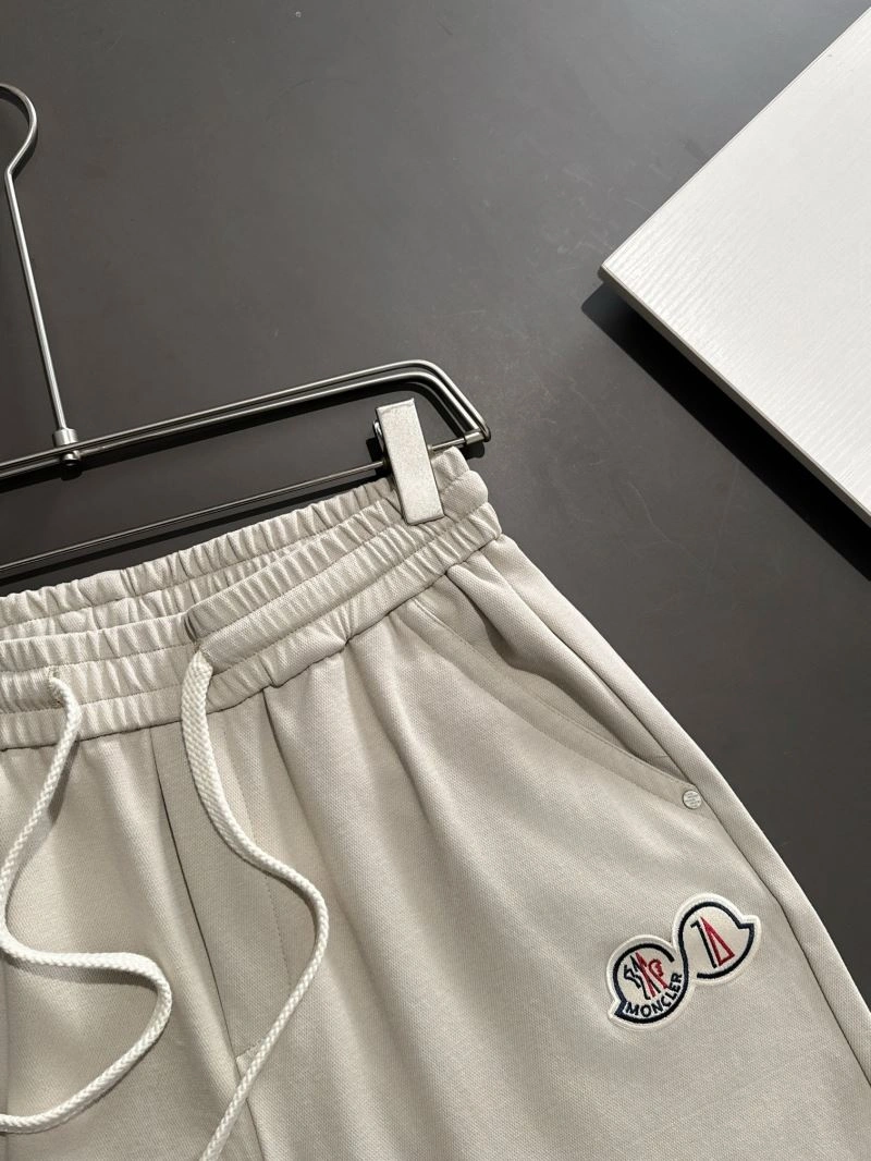 Tailored Moncler Short Pants 142752