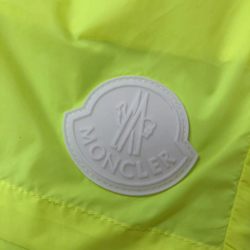 Moncler Short Pants Attractive 143314