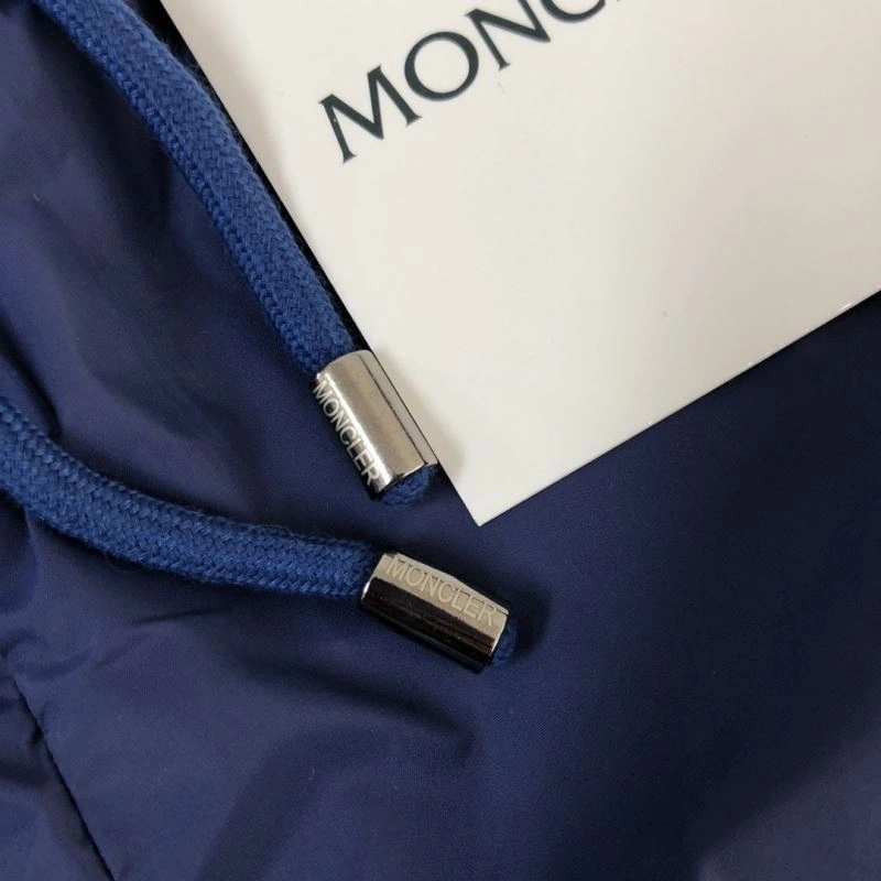TravelReady Moncler Short Pants 143311