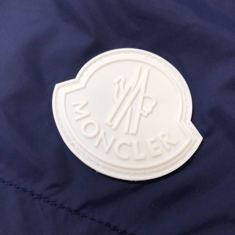 TravelReady Moncler Short Pants 143311