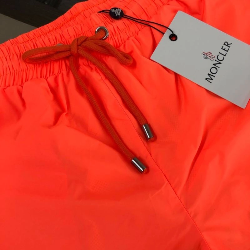 Moncler Short Pants EasyMatch 143306