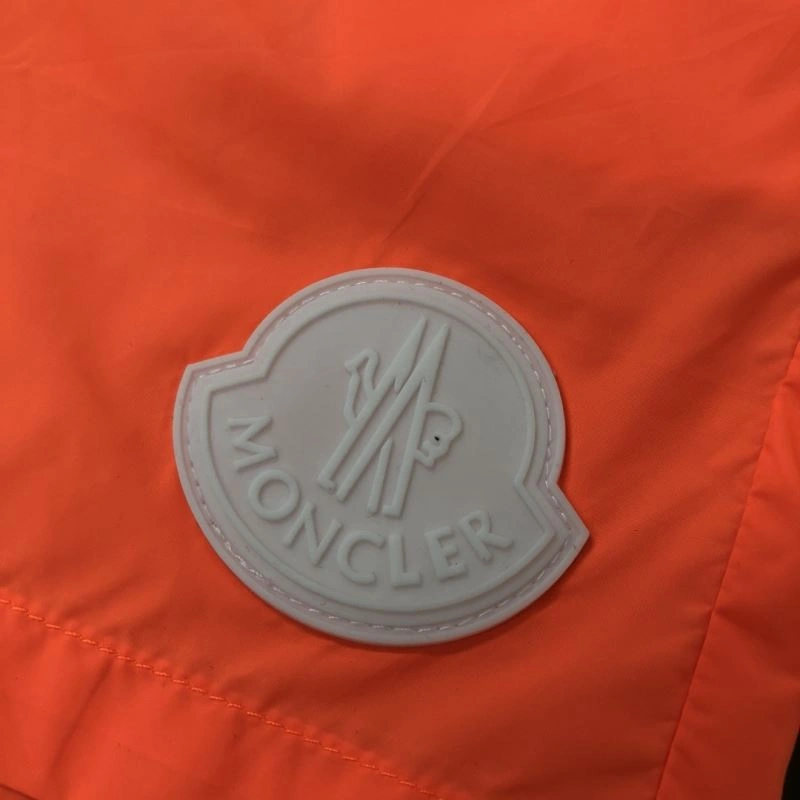 Moncler Short Pants EasyMatch 143306
