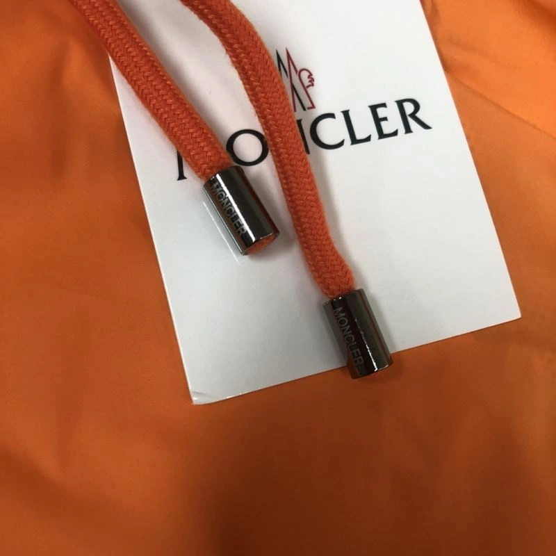 TechFriendly Moncler Short Pants 143297